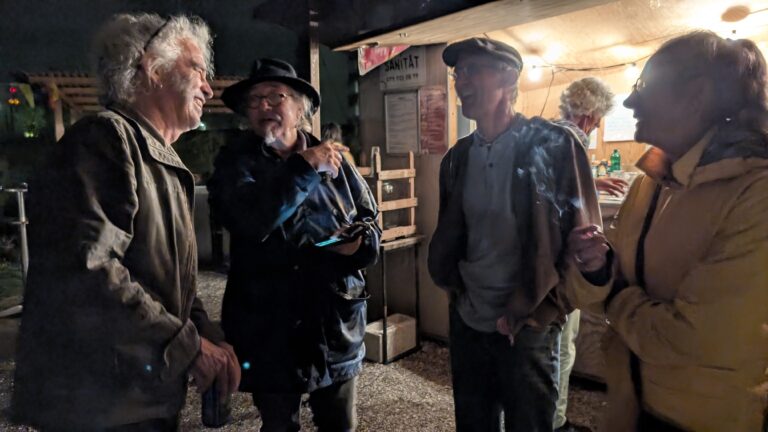 PXL_20250820_201207044.MP