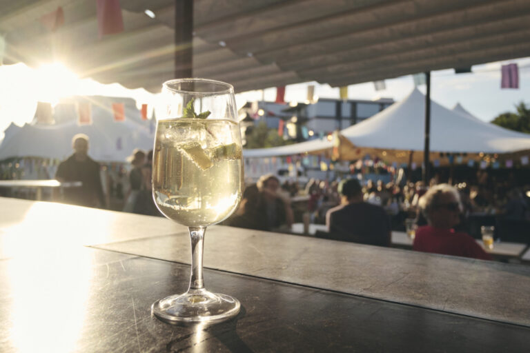 Prosit und bis zum nächsten Mal – eurer Fàrbifestivalteam